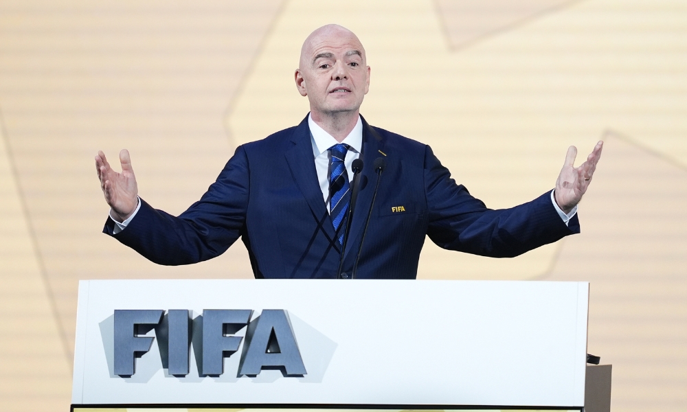 處於新老交